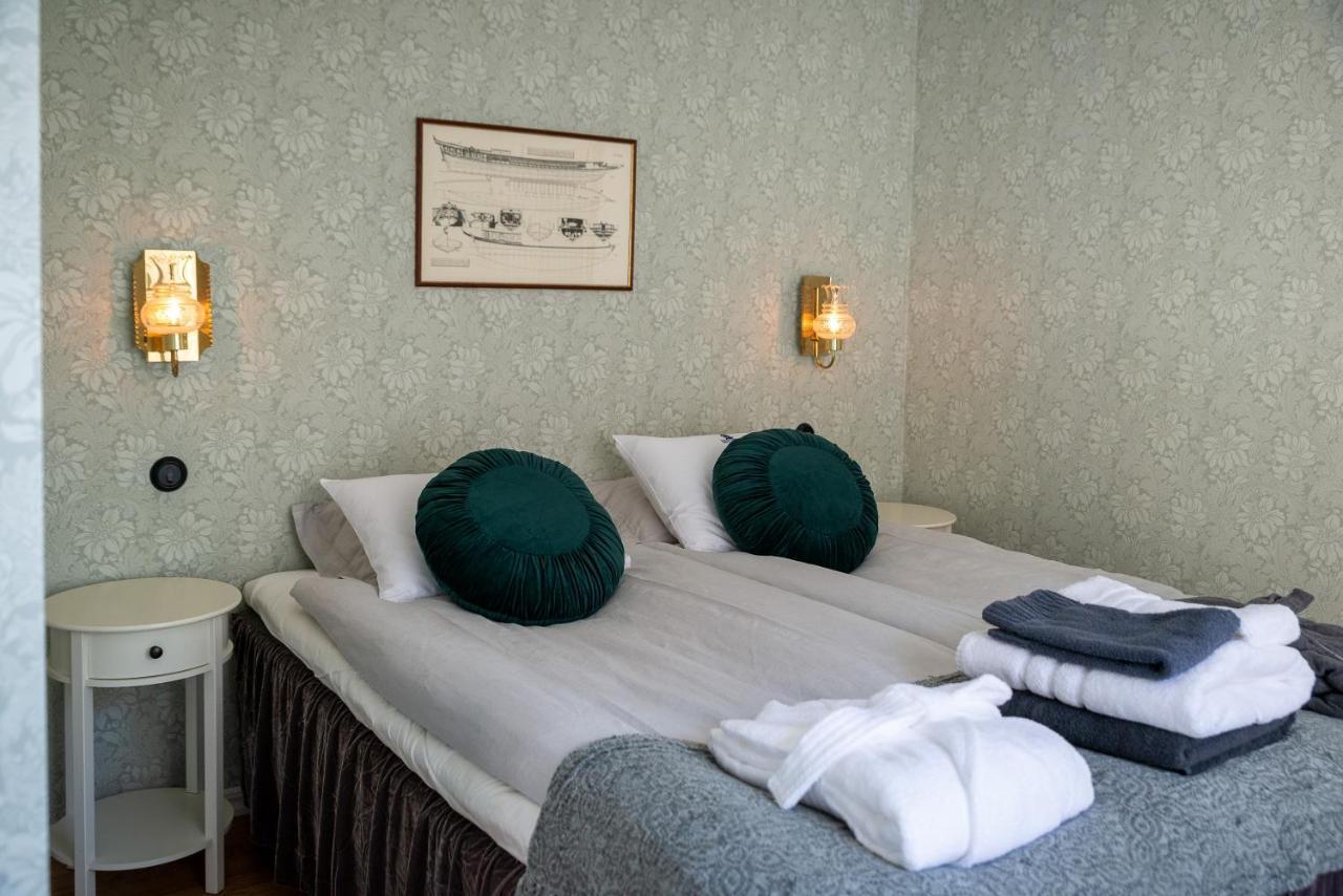Fregatten Bed & Breakfast Karlskrona Esterno foto